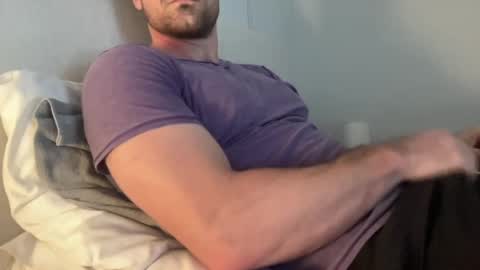 bigcollegecock69690 online show from December 18, 2024, 5:18 pm