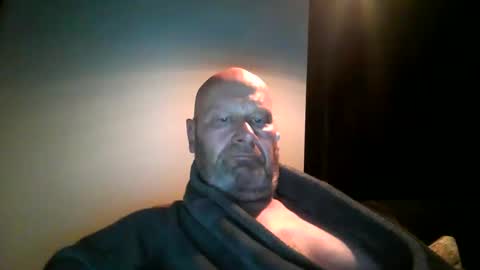 bigmike3339 online show from December 3, 2024, 6:02 am