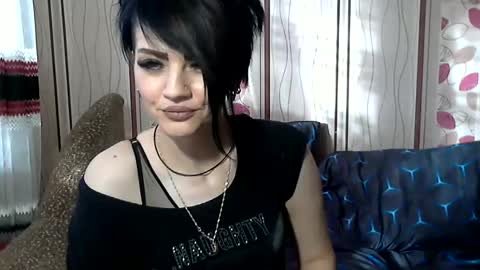 black_hot_01 online show from November 17, 2024, 7:06 am