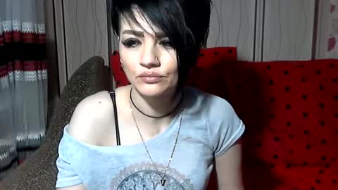 black_hot_01 online show from November 25, 2024, 6:37 am