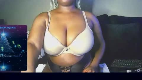 black_sexyfish online show from November 13, 2024, 7:42 pm