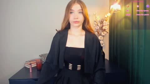 Sophie online show from November 19, 2024, 4:19 am