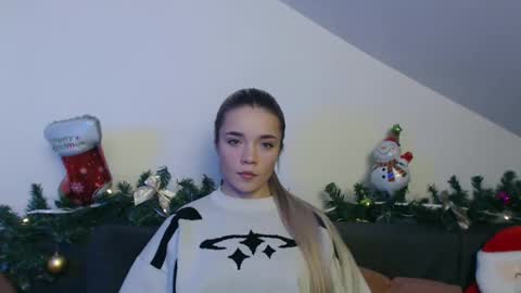 blondagirl_ online show from December 18, 2024, 4:57 pm