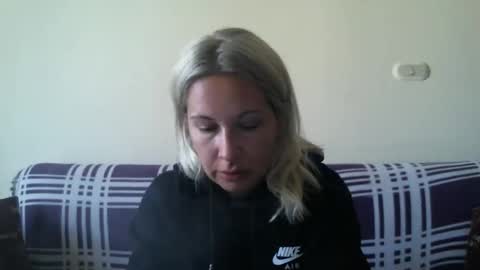 BlondiePam online show from January 2, 2025, 9:03 am