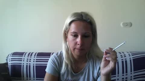 BlondiePam online show from January 8, 2025, 10:36 am