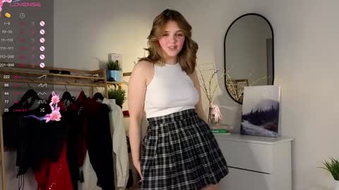 Erica online show from November 18, 2024, 4:37 pm