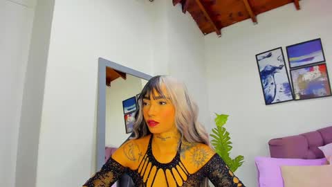 brandysantos_ online show from November 30, 2024, 12:19 pm