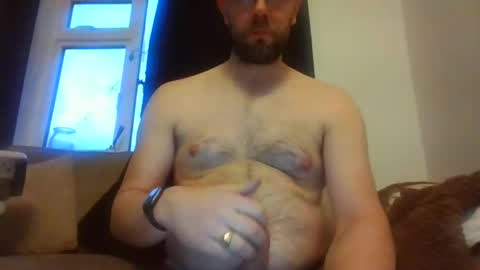 britguy6985 online show from December 14, 2024, 3:56 pm