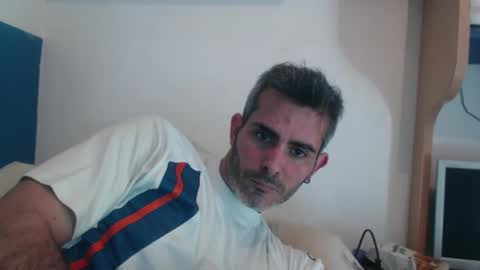 Collin Farrel online show from December 7, 2024, 11:14 am