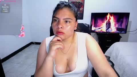 caliope_goddess1 online show from January 2, 2025, 7:40 pm