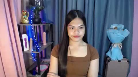 call_me_patricia online show from November 14, 2024, 7:54 pm