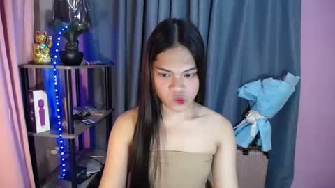 call_me_patricia online show from November 18, 2024, 8:11 am