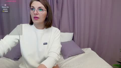 camelia_lillie online show from December 23, 2024, 4:14 am