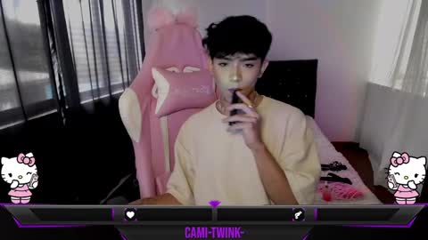 cami_twink_ online show from December 31, 2024, 5:06 pm