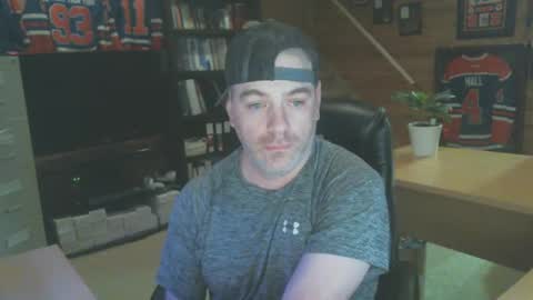 CanadianBacon6969 online show from November 30, 2024, 6:55 am