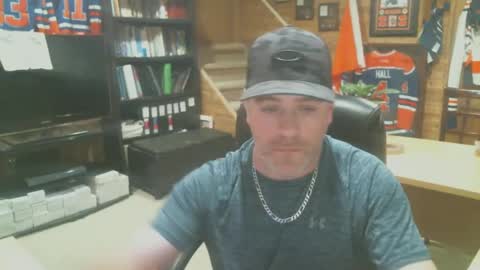 CanadianBacon6969 online show from December 24, 2024, 3:04 am