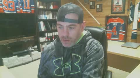 CanadianBacon6969 online show from November 24, 2024, 7:21 pm