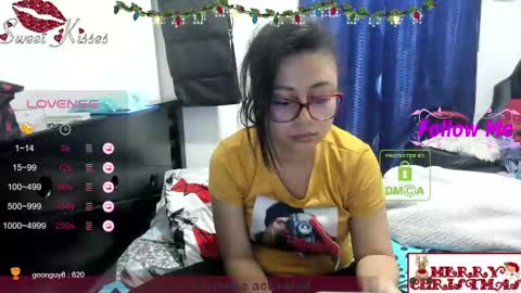 candy_val online show from December 12, 2024, 6:39 am