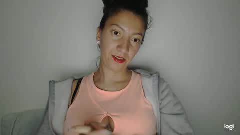 candymilfff online show from December 17, 2024, 3:33 am