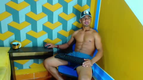 carl_jhonson1 online show from December 29, 2024, 11:26 pm