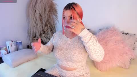 Carla Wet18 online show from January 12, 2025, 5:17 am