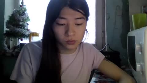 CarlyJoy online show from January 4, 2025, 9:38 am