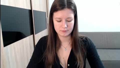 CarmenFunny online show from December 23, 2024, 9:28 am