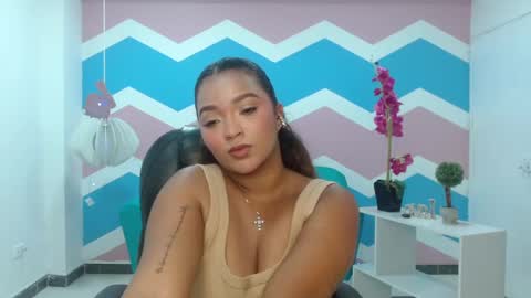 cataleya_duun online show from January 14, 2025, 11:10 pm