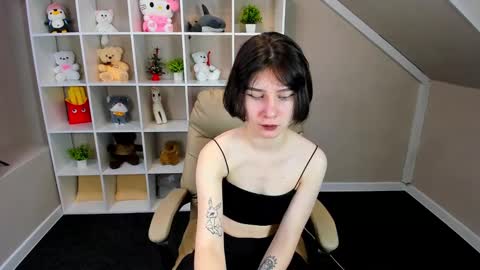 catherine_allens online show from December 20, 2024, 1:42 am