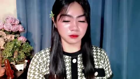 cathy_ho online show from December 8, 2024, 11:25 am