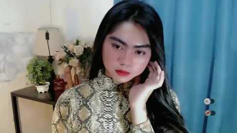 cathy_ho online show from December 14, 2024, 11:39 am