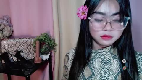 cathy_ho online show from December 4, 2024, 12:24 pm