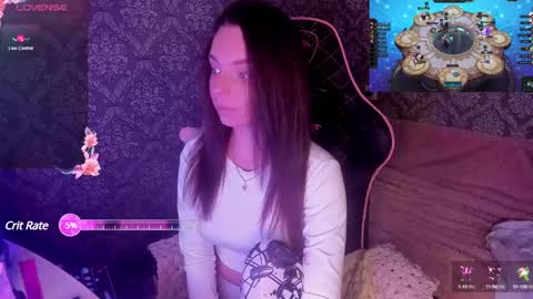 .   .  gaming girl  online show from November 28, 2024, 8:36 am