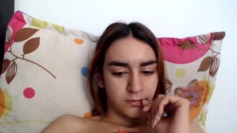 celeste_cristal22 online show from December 5, 2024, 5:44 pm