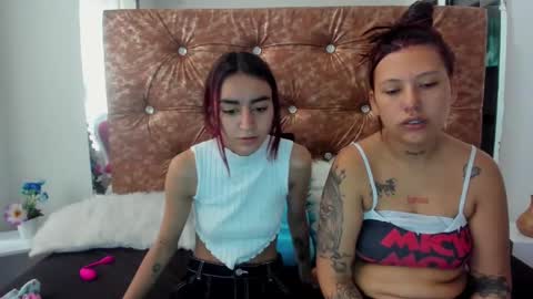 celeste_cristal22 online show from December 28, 2024, 6:16 pm