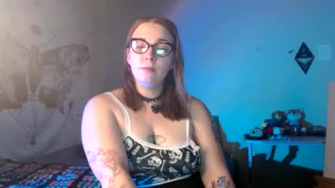 celestialceleste444 online show from December 13, 2024, 6:43 am