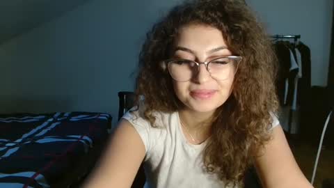 Stephanieblisss online show from January 3, 2025, 12:23 pm