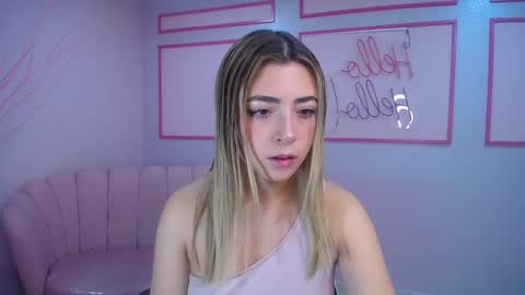 channel_blonde_a online show from November 21, 2024, 4:49 pm