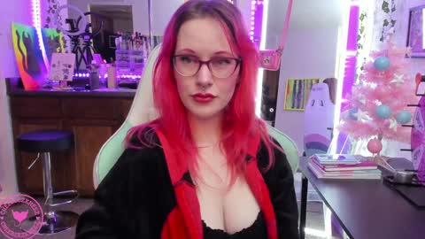 Candy Cuntress CheeTHIS CAM IS NON NUDElive 12pm-3pm  4-7pm eastern Sun-Wed online show from December 17, 2024, 8:54 pm