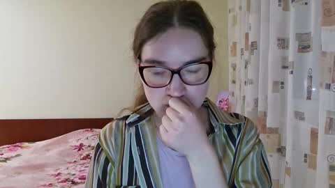 cherrytastepussy_anna online show from December 23, 2024, 4:29 pm