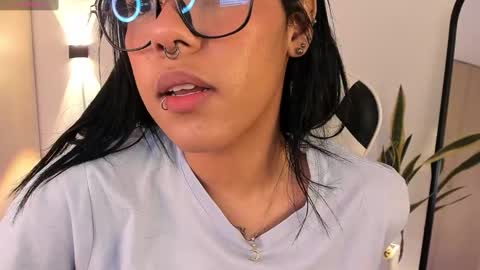 chloe_279 online show from November 20, 2024, 5:26 pm