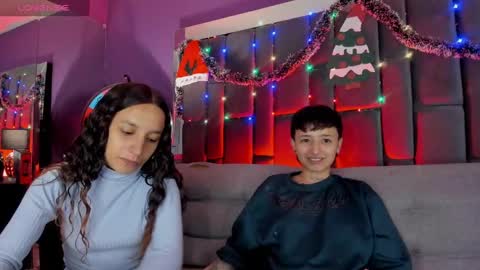 Isabella curly hair - Anastasia short hair  online show from December 18, 2024, 6:34 pm