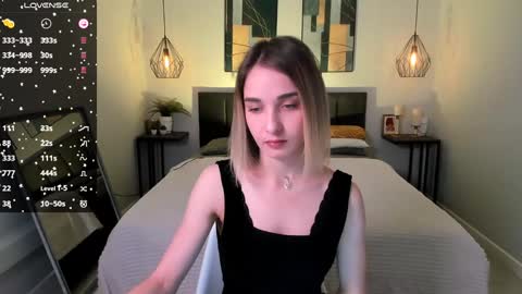 Chloe FOLLOW ME  online show from November 21, 2024, 9:16 am