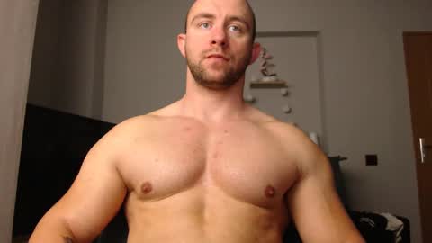 chrisbigbiceps online show from December 5, 2024, 5:20 am