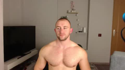 chrisbigbiceps online show from December 30, 2024, 7:24 pm