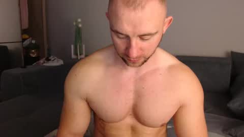 chrisbigbiceps online show from January 13, 2025, 6:44 am