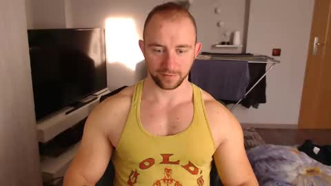 chrisbigbiceps online show from December 20, 2024, 7:40 am