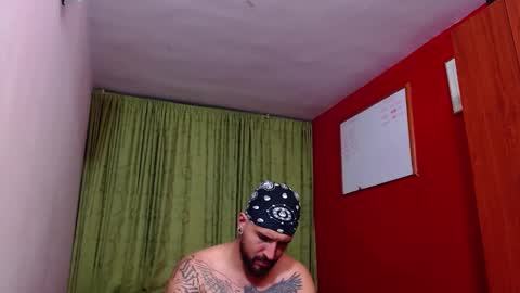 chriss_james online show from January 30, 2025, 2:42 am