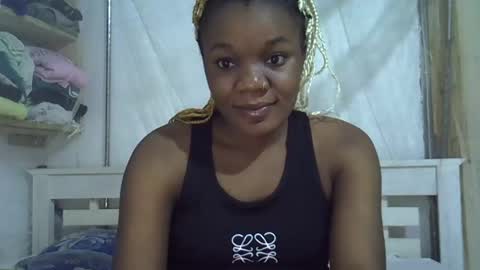 clarah_pendo777 online show from November 10, 2024, 7:04 pm