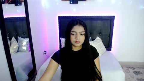 clark__naahia online show from December 3, 2024, 12:00 pm